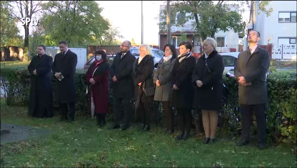 A Világháborúk Hősi Halottjaira Emlékeztek